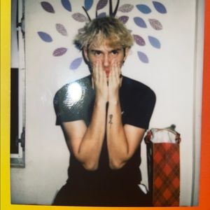 Meet your Posher, Jean